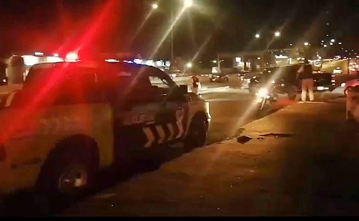 Aficionados del Atlético de San Luis y del León se confrontaron en calles de la capital de San Luis Potosí tras finalizar el partido. Foto: Especial