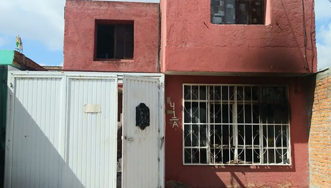 Corto circuito provoca incendio en CD 2000