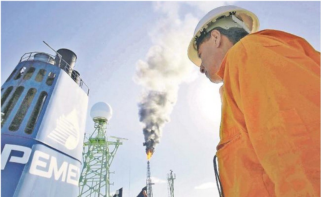 Gran nómina de jubilados, regalo de Pemex a AMLO