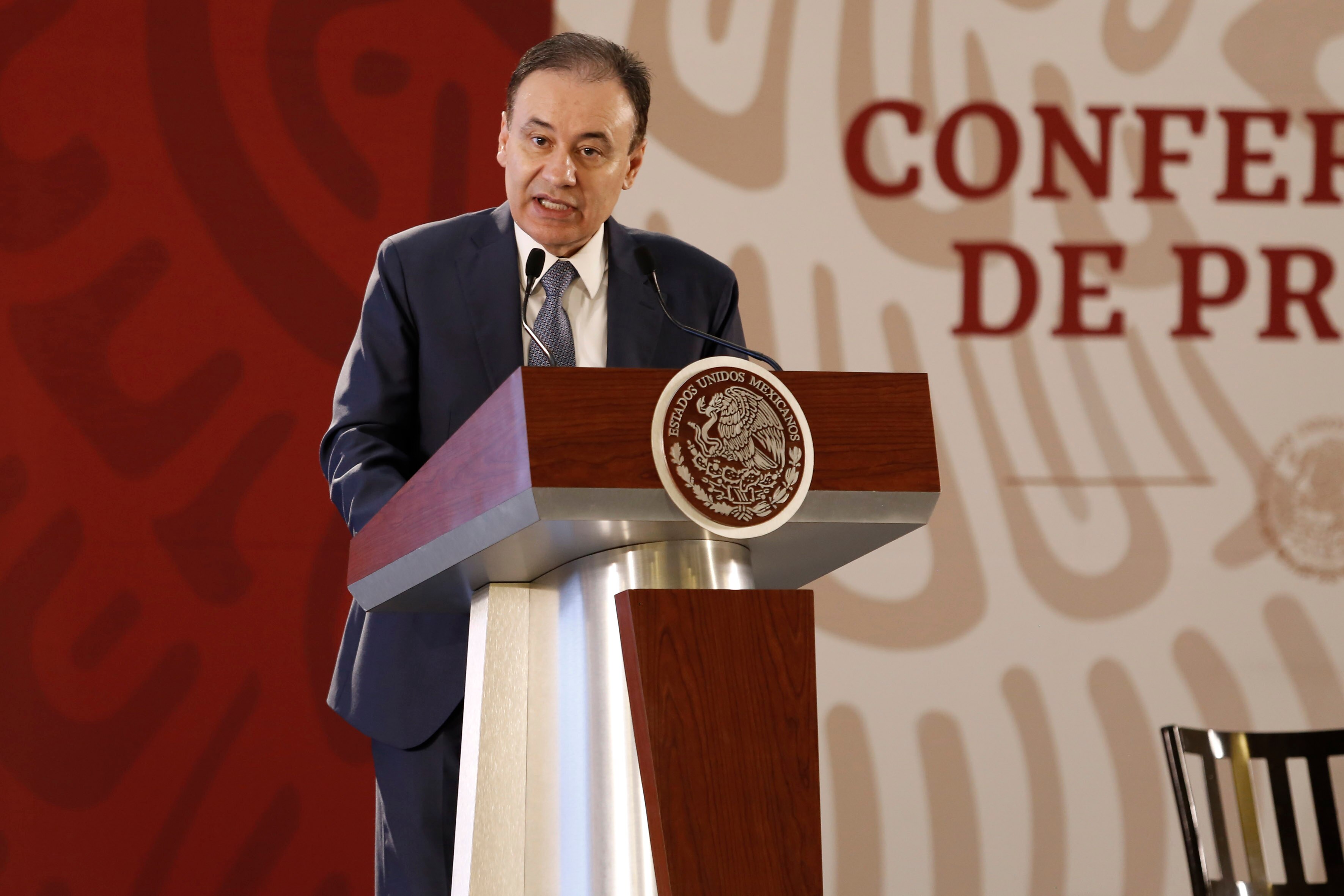 Migrantes desaparecidos presuntamente contrataron a polleros para ir a EU: Durazo