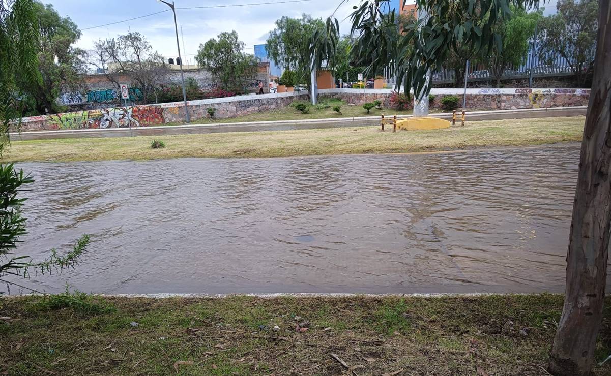 Río Santiago y Río Españita permanecen cerrados tras intensas lluvias; piden evitar cruzarlos