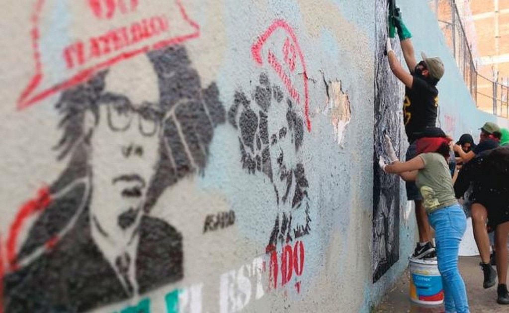 Durante la movilización en Oaxaca, encapuchados vandalizaron negocios, sucursales bancarias y oficinas gubernamentales. (LIZBETH FLORES. EL UNIVERSAL)