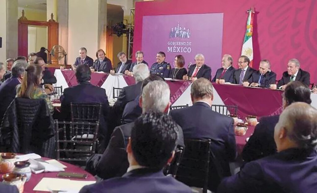 Pasan “charola” hasta por 200 mdp en tamaliza de López Obrador