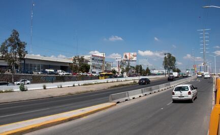 Cerrarán lateral y carriles centrales en Salvador Nava por retiro de barreras este domingo