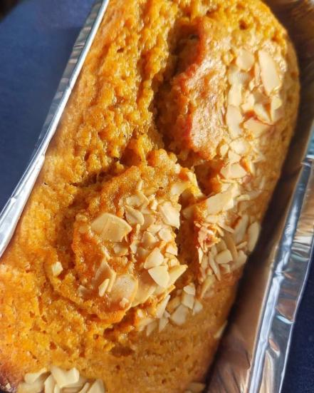 Abigail busca preservar el consumo del pulque, a través de la nieve, paletas y pan