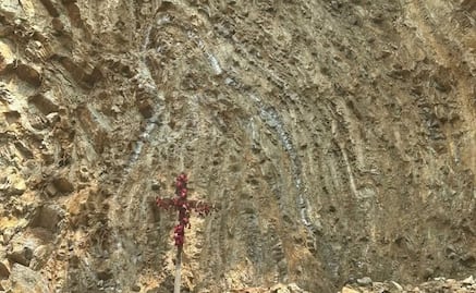¿Milagro en Aquismón, SLP? Obreros aseguran aparición de imagen de la Virgen en una roca