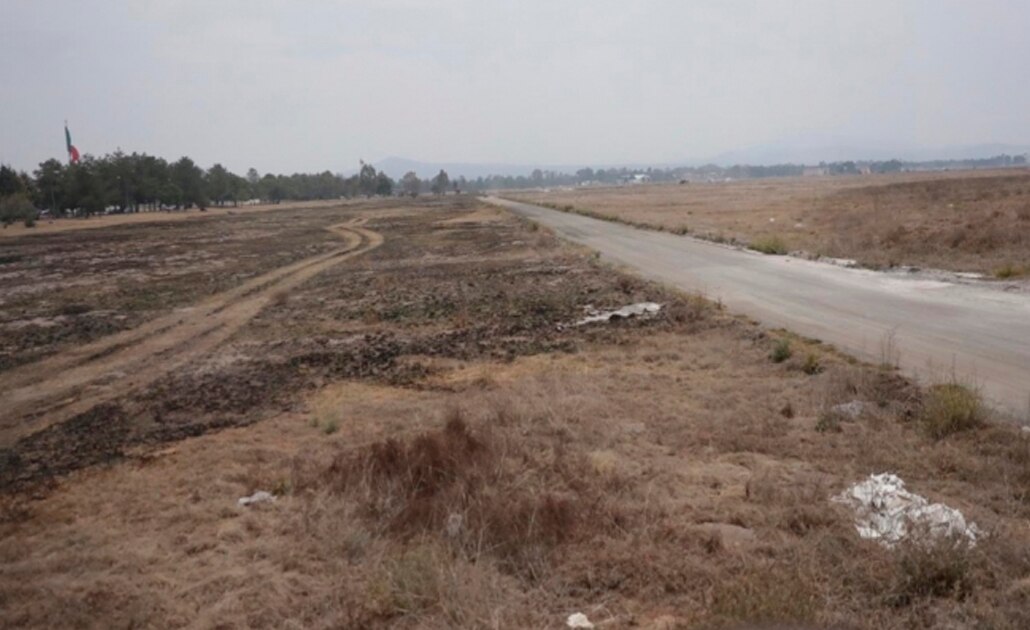 Descarta SCT que Cerro de Paula aumente costo del aeropuerto de Santa Lucía
