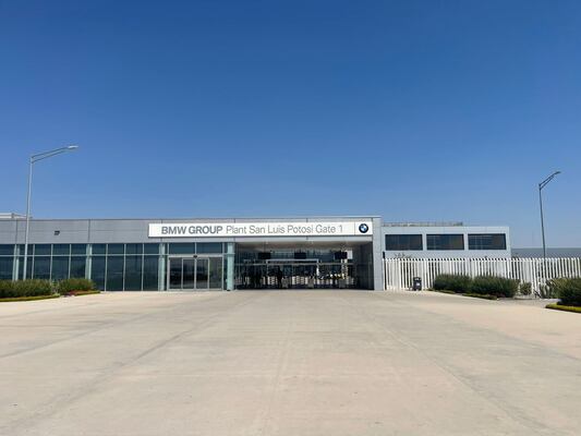 Salarios en disputa en BMW de SLP, convocan a nueva negociación tras desacuerdos 