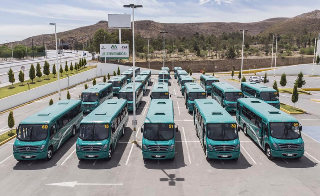 Revocarán concesiones de transporte público a quienes no aprueben pase de revista: SCT