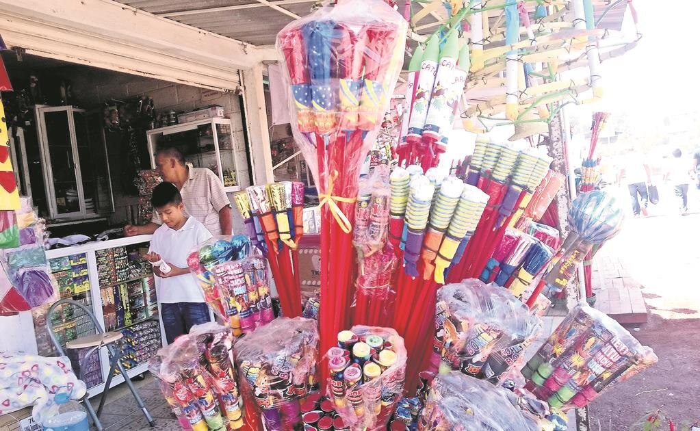 Otorgarán 852 permisos para venta de pirotecnia en la capital potosina
