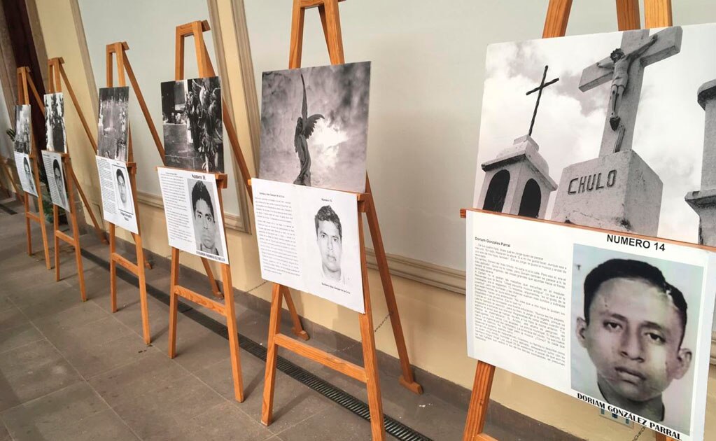 Exhiben estudiantes de criminología muestra fotográfica en el Museo de la Máscara