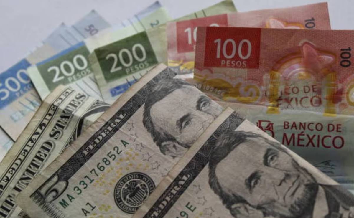 Peso cotiza al mayoreo en 20.45 por dólar tras aplazamiento de aranceles