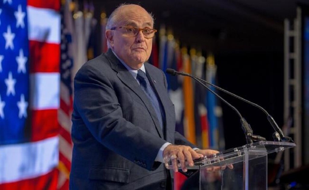 Trump no tendría que cumplir citación judicial de Mueller: abogado