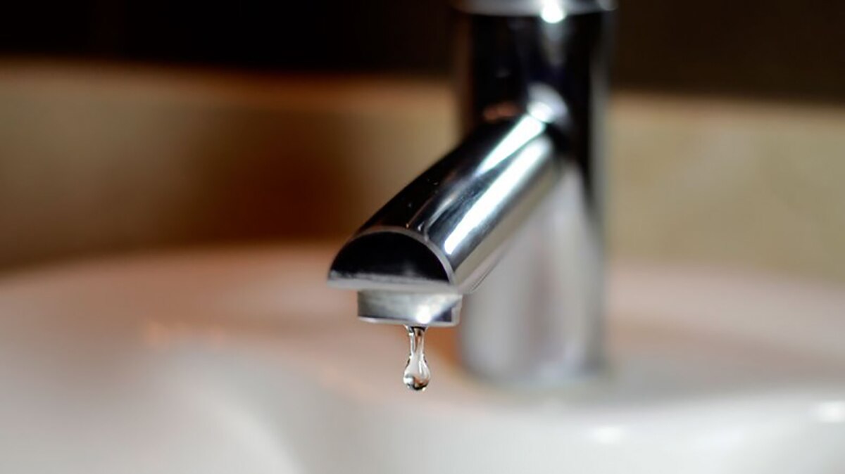 Falta de agua, una constante en colonias de SLP