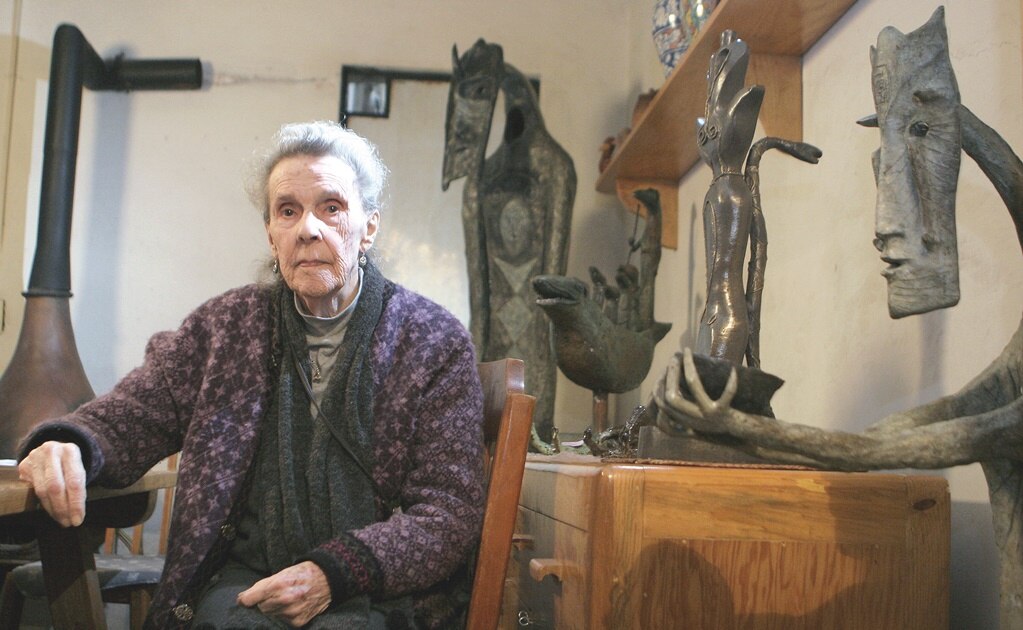 "Leonora Carrington, una artista que se sobrevivió a un medio de hombres"