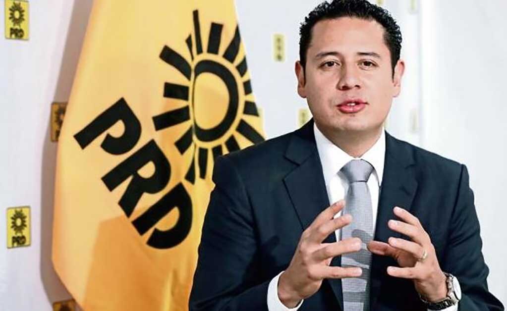 PRD al borde de la desaparición, alerta su secretario general