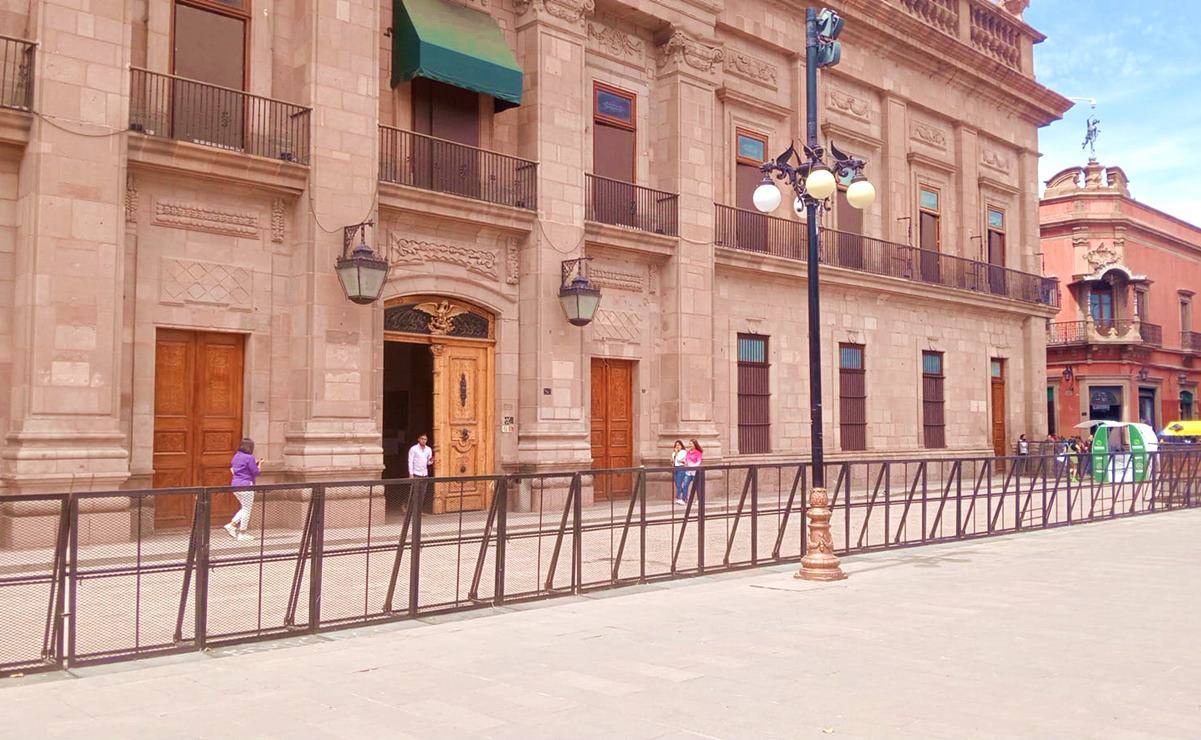 FOTOS: Blindan edificios del Centro Histórico de SLP por marcha del 8M. Foto:  Cortesía Alexa Esparza