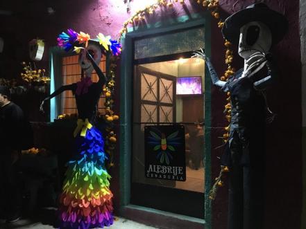 Oro y plata comestibles en un platillo, más que una cena es toda una experiencia en SLP