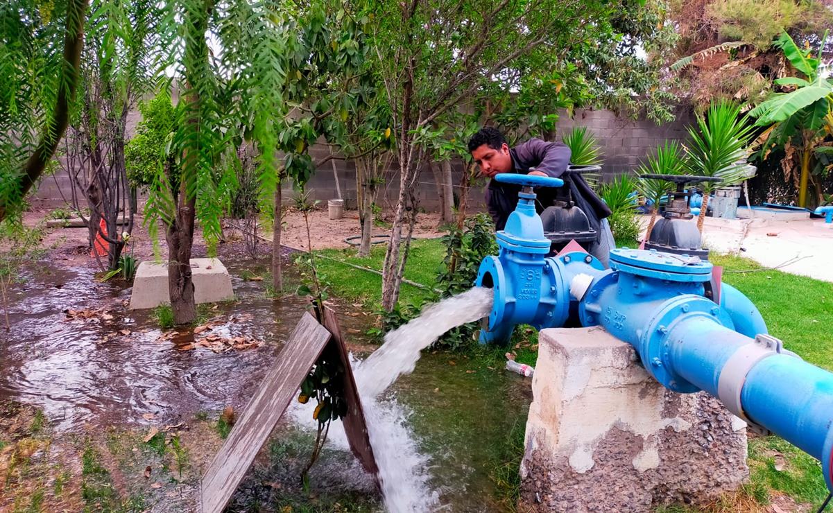 Expertos de la UASLP estudian subsuelo para excavar de pozos de agua en la capital potosina. Foto: Especial