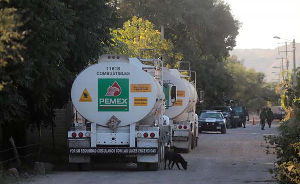 Exhorta Pemex a ignorar rumores y "fake news" sobre desabasto