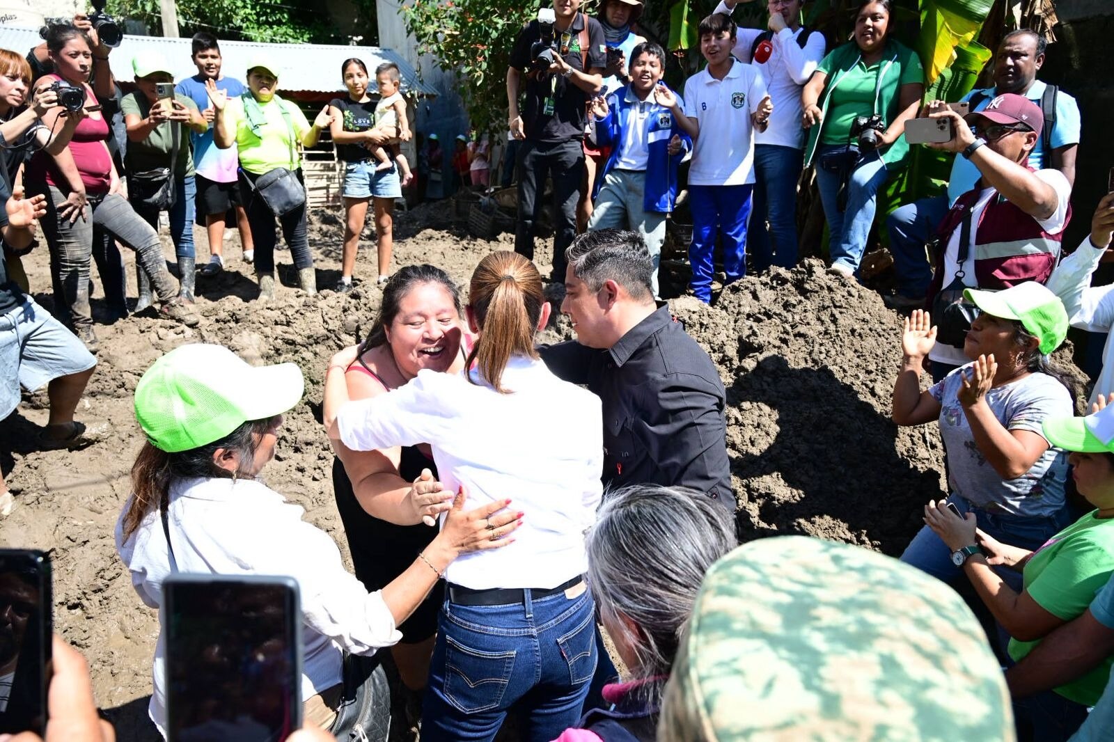 Sheinbaum se compromete a enviar apoyos a los damnificados de Tamazunchale