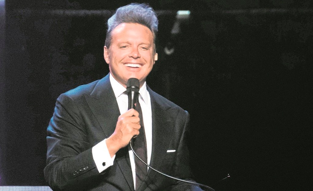 (VIDEO) Luis Miguel se pone violento durante concierto