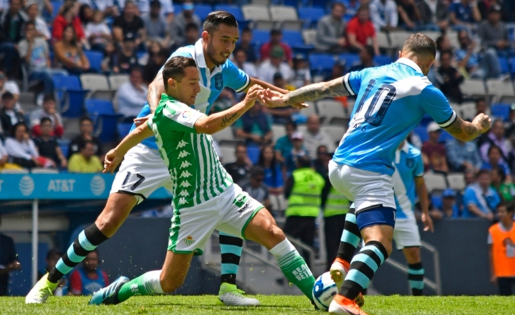 Puebla derrotó al Real Betis en el duelo del 75 aniversario