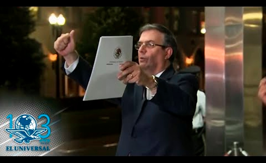 Un migrante en la frontera con Estados Unidos, cerca del río Grande, en El Paso, Texas. Foto: HERIKA MARTINEZ. AFP