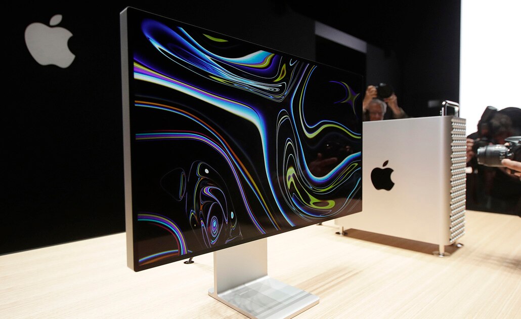 Amenaza Trump a Apple con aranceles si produce en China