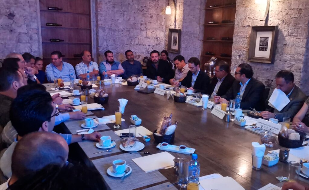 Restauranteros podrán hacer trámites vía Internet