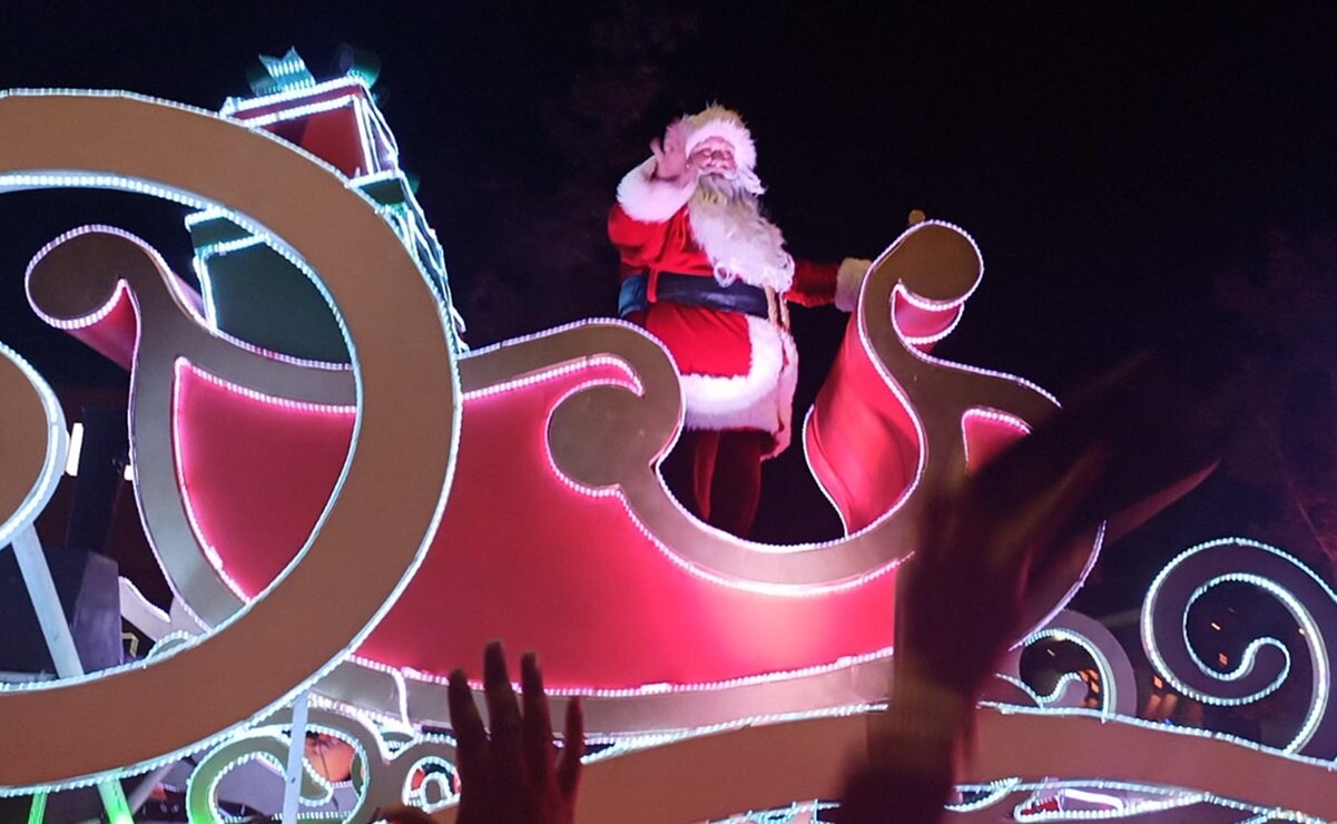 Así se vivió la magia de la Caravana Coca Cola en la capital de San Luis Potosí 