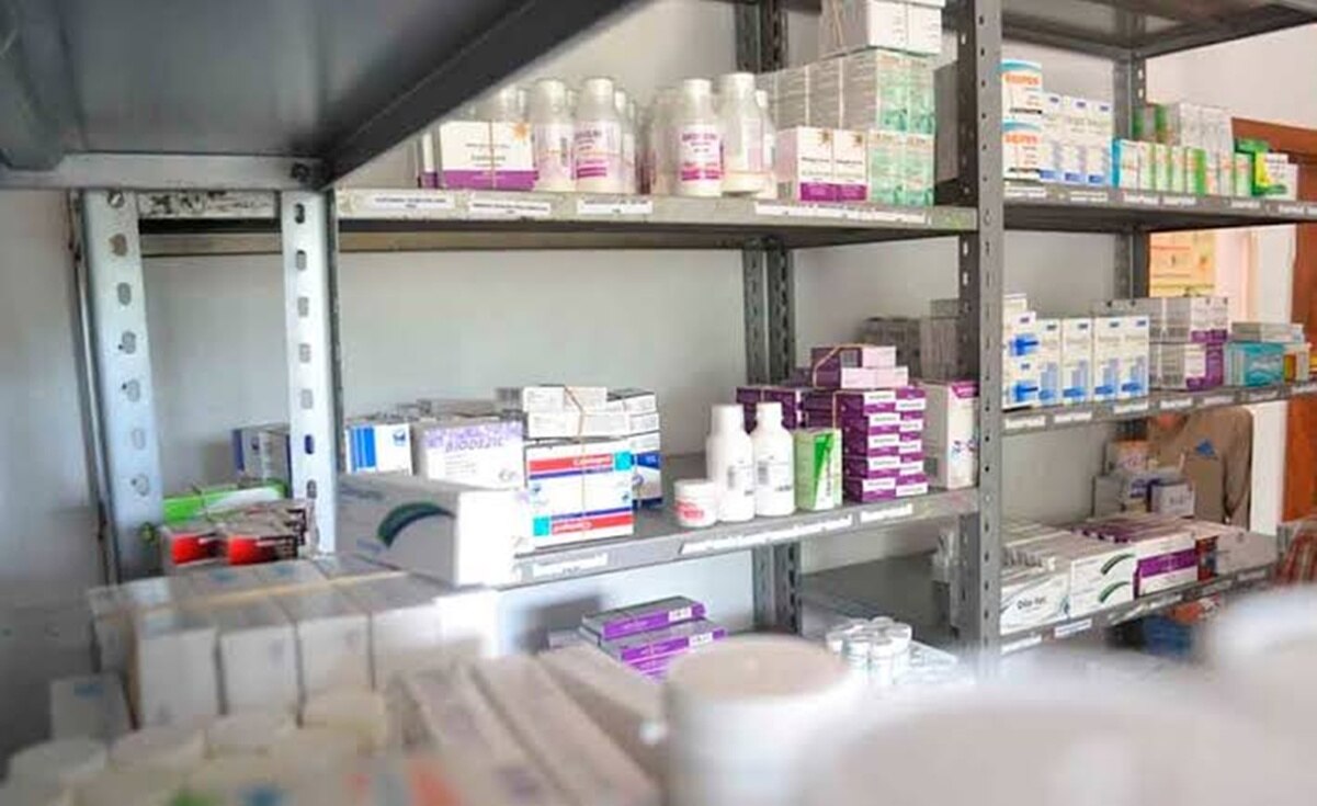 Medicamentos hasta tres veces más caros; desabasto nacional impacta al sector salud en SLP