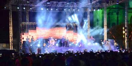 “La Mafia” conquistó el escenario de la FENAE 2019