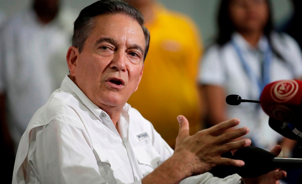 Presidente de Panamá viaja México; tratará narcotráfico y migración con AMLO