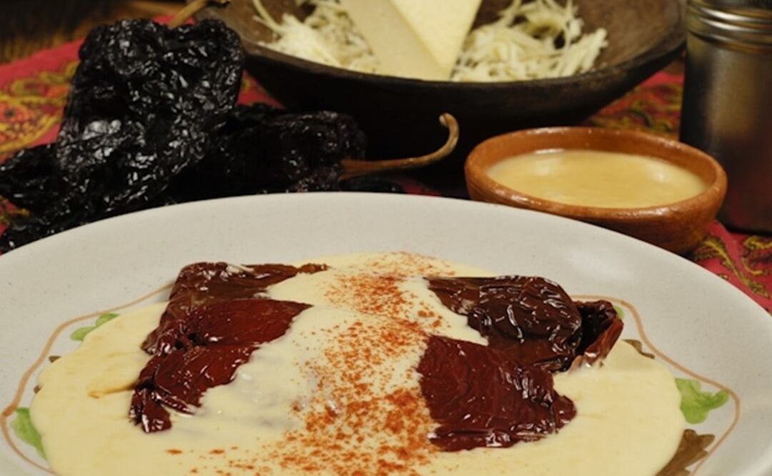 Chiles Ventilla, platillo originario de San Luis Potosí. Foto: Recomiendomexico