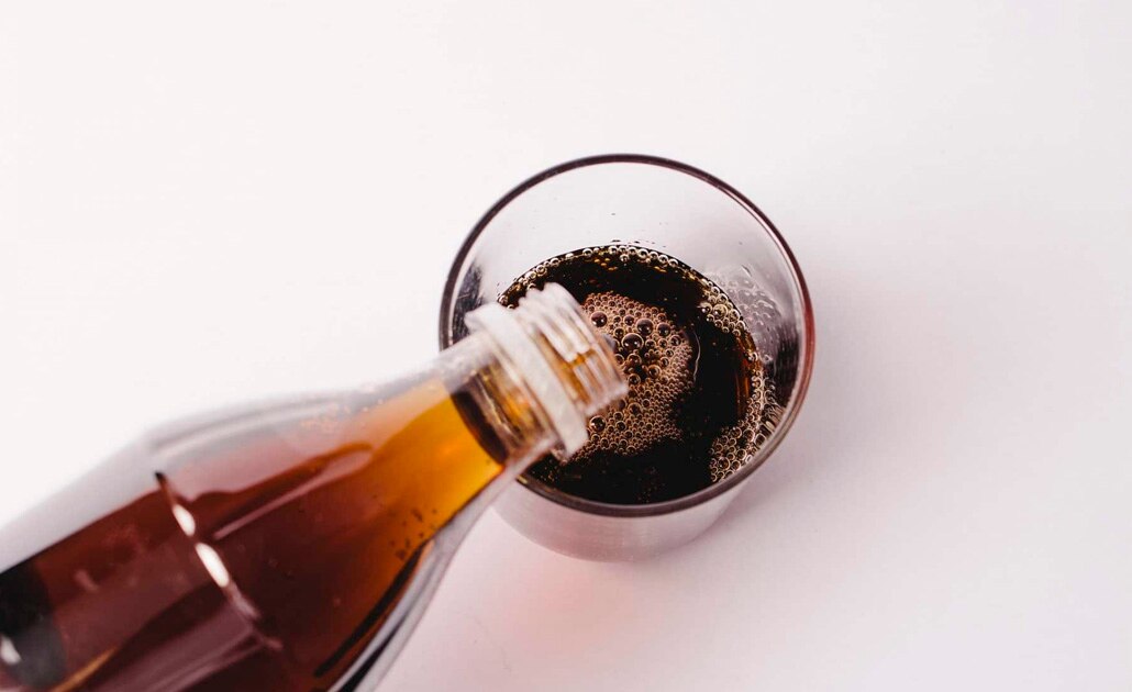 Beber más de un refresco al día aumenta el riesgo de hígado graso