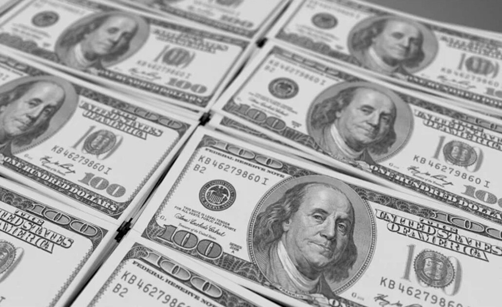 Dólar y petróleo se disparan tras ataque a base de EU en Irak