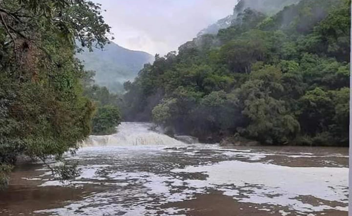 Por intensas lluvias cierran parajes turísticos en la Huasteca potosina 