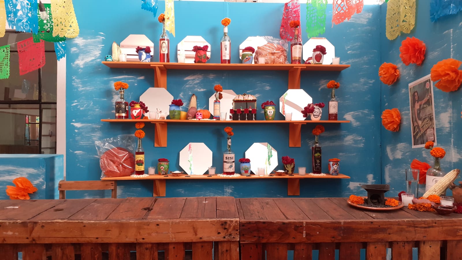 Con altar interactivo, UASLP honra memoria del músico “El Chino” González