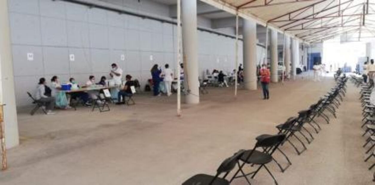 Baja afluencia en vacunación de segunda dosis a mayores de 40 en capital de SLP