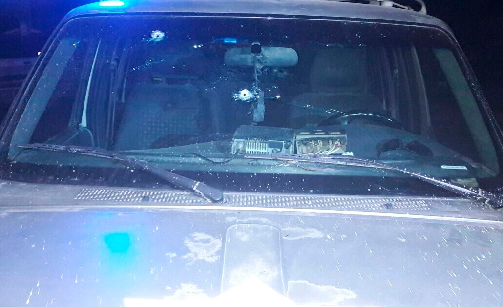 Balean patrulla de la Policía Municipal en Tamuín, dos lesionados