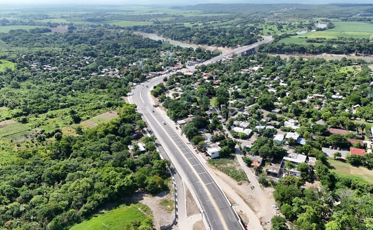 Carretera Valles- Tamazunchale. Foto; Gobierno de México