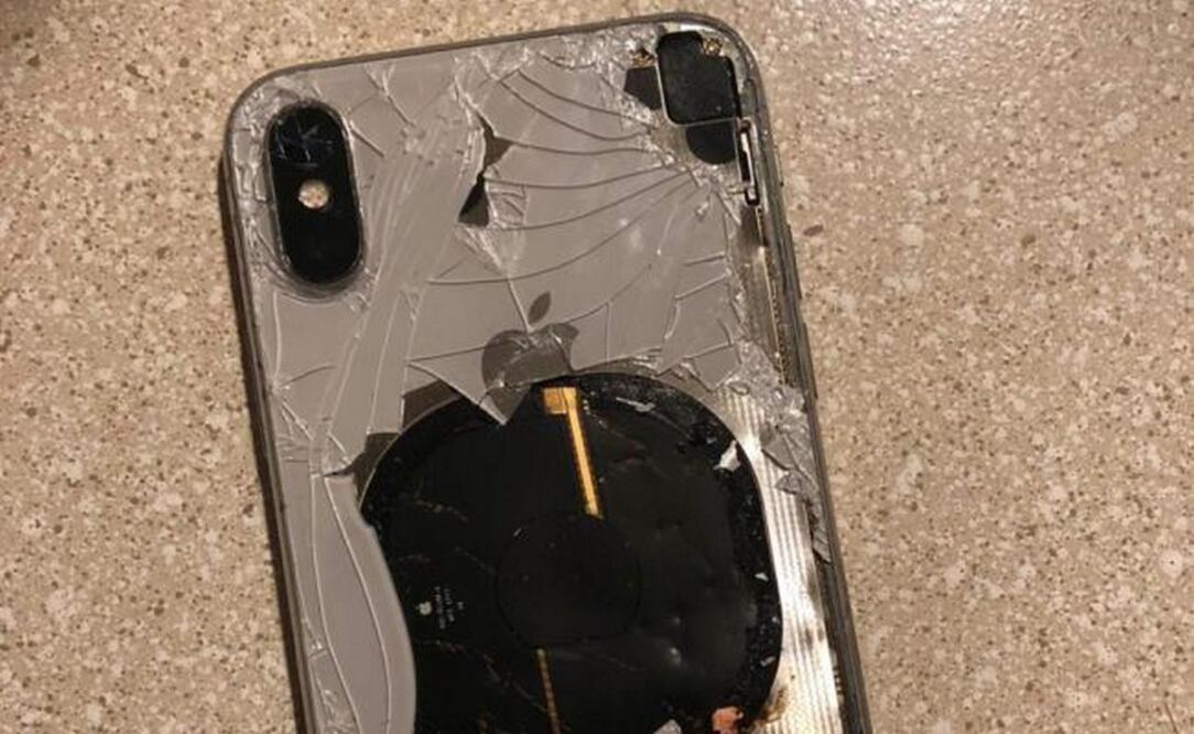 Apple respondió indicando que "ese no es el comportamiento esperado", por lo que le pidió que se pusiera en contacto con ellos por mensaje privado para revisar lo ocurrido