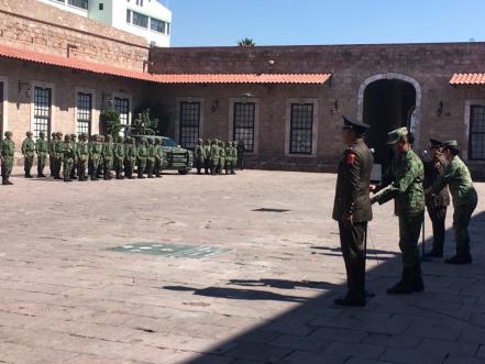 Rinde protesta Álvaro Servín como comandante interino del 40 batallón en SLP 