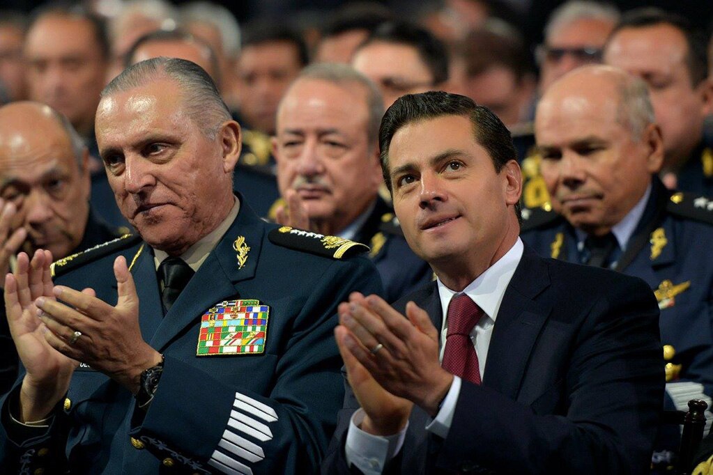 Agradece Cienfuegos al Congreso por Ley de Seguridad Interior