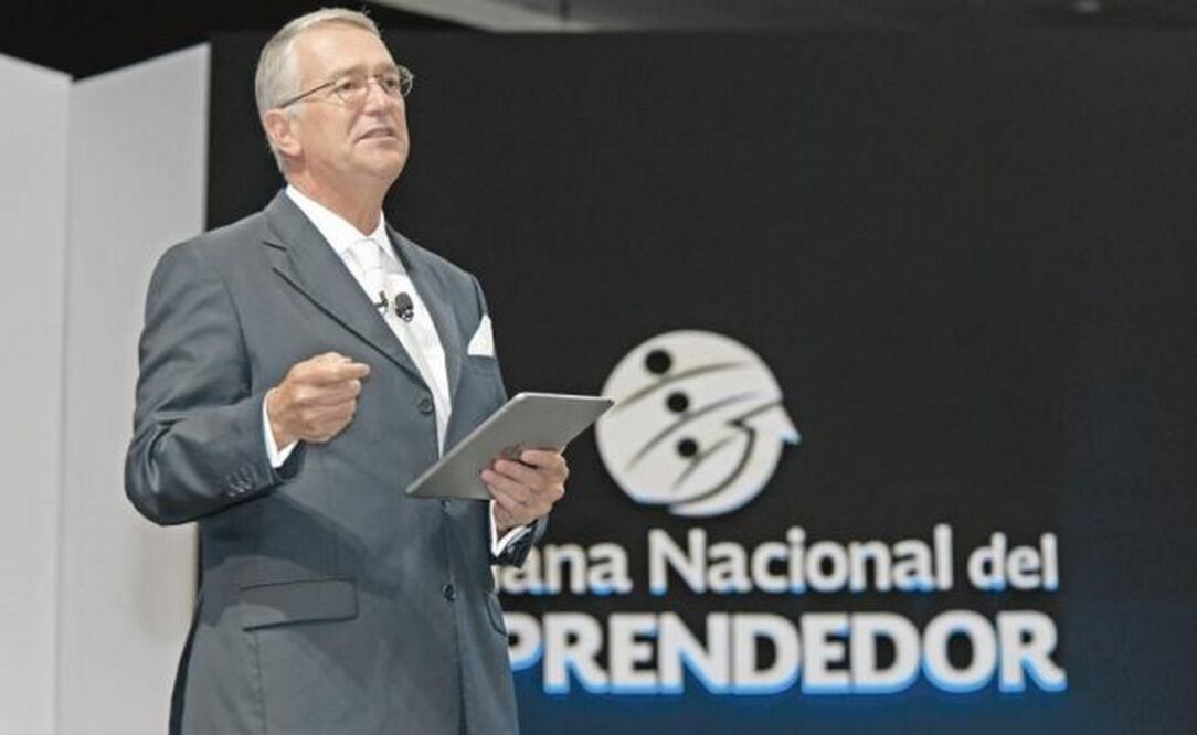 Ricardo Salinas Pliego, presidente de Grupo Salinas, aseguró que con la legalización de las drogas se pagarán impuestos y aminorará la violencia. Foto: CORTESÍA