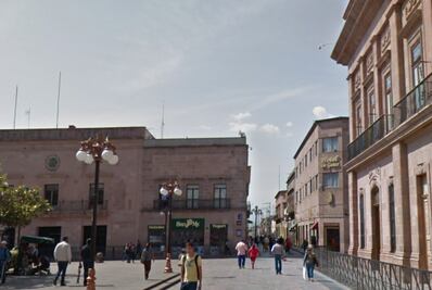 Reportan robo a nevería de plaza de armas