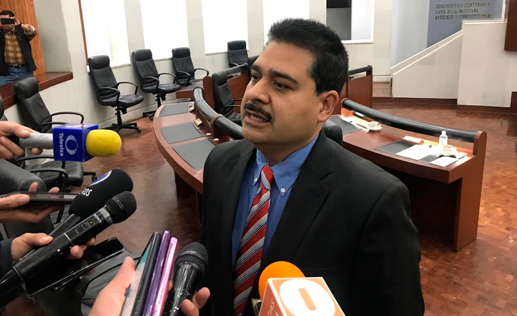 Aventurado hablar de prohibir la pirotecnia: Cándido Ochoa