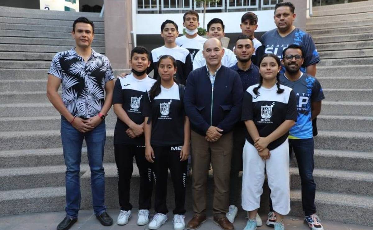 "Vamos a apoyarlos”, Galindo cumple sueño de deportistas que lavaban carros para ir a Campeonato de Karate