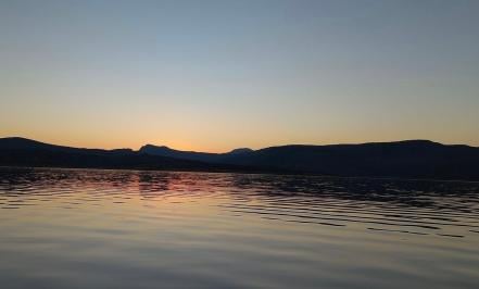 Conoce la presa La Muñeca y sus ruinas sepultadas bajo el agua